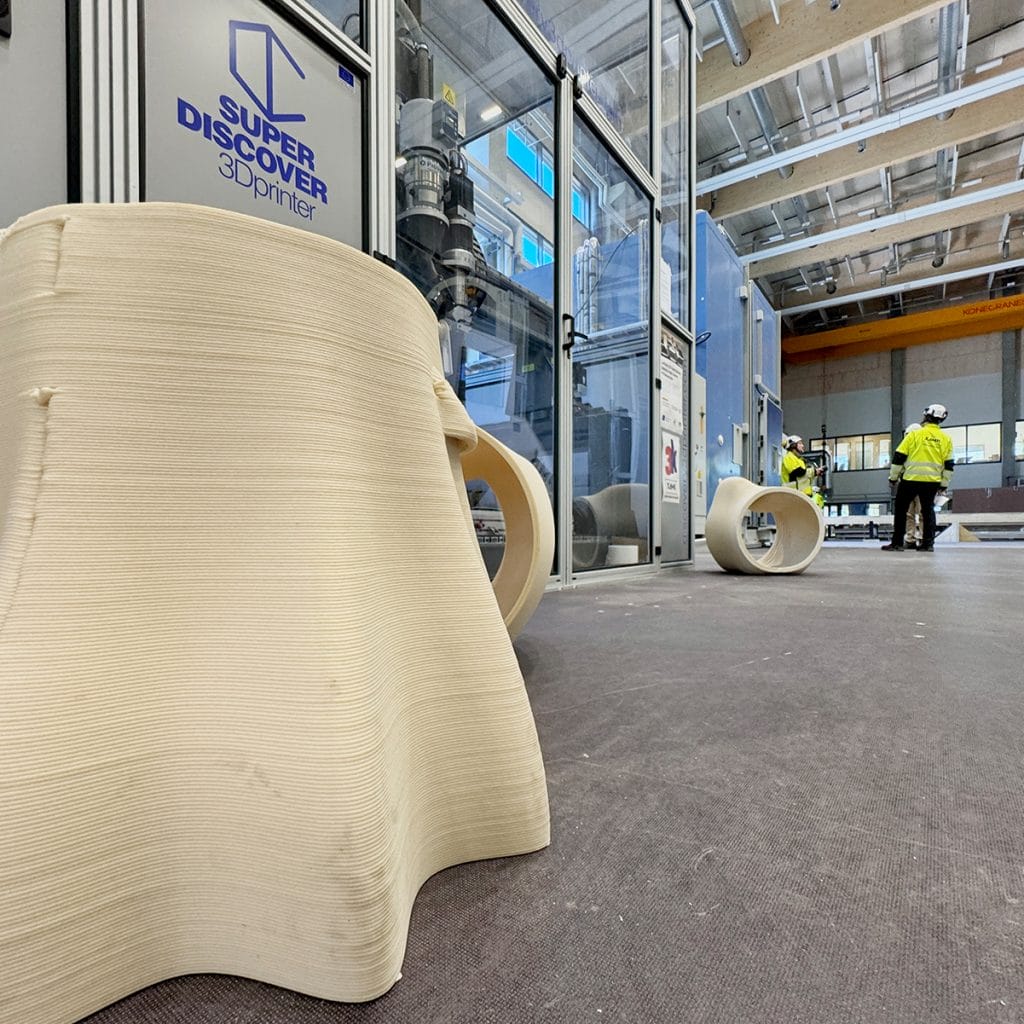 Suuren mittakaavan 3D-tulostusympäristö Teollisen puurakentamisen laboratoriossa Savonlinnassa